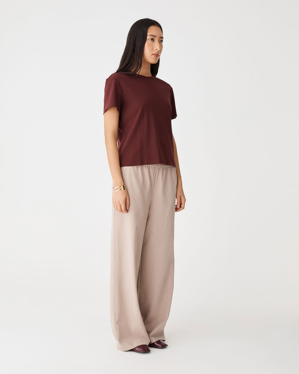 May Relaxed Cotton T-shirt in cabernet — side view