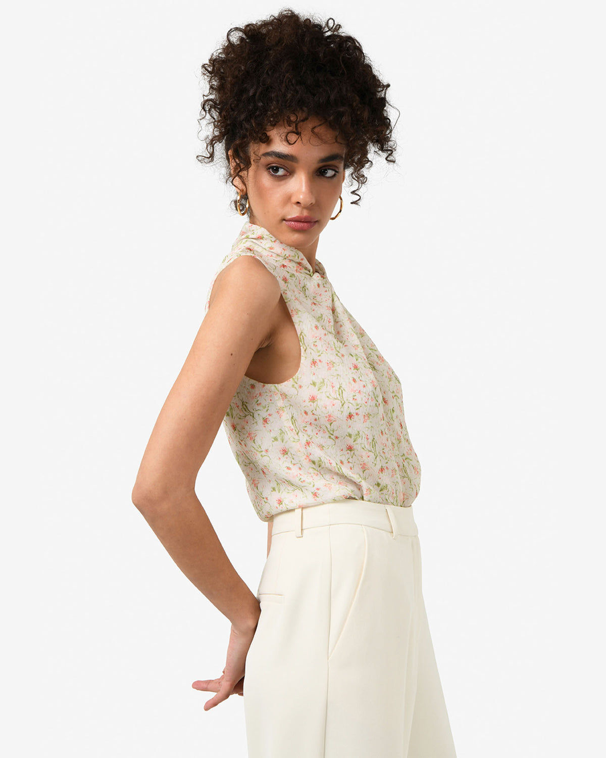 Indy Twist Floral Top in floral beige — side view