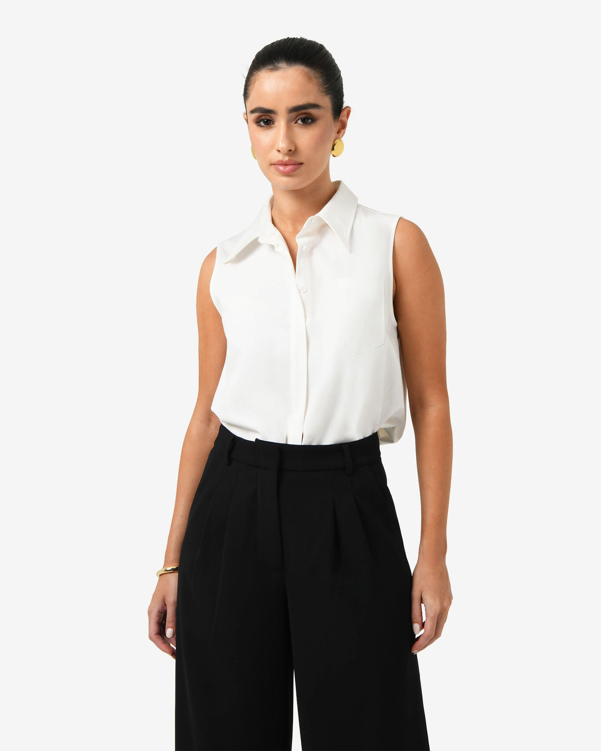 Kia Cotton Sleeveless Shirt in white — close-up view