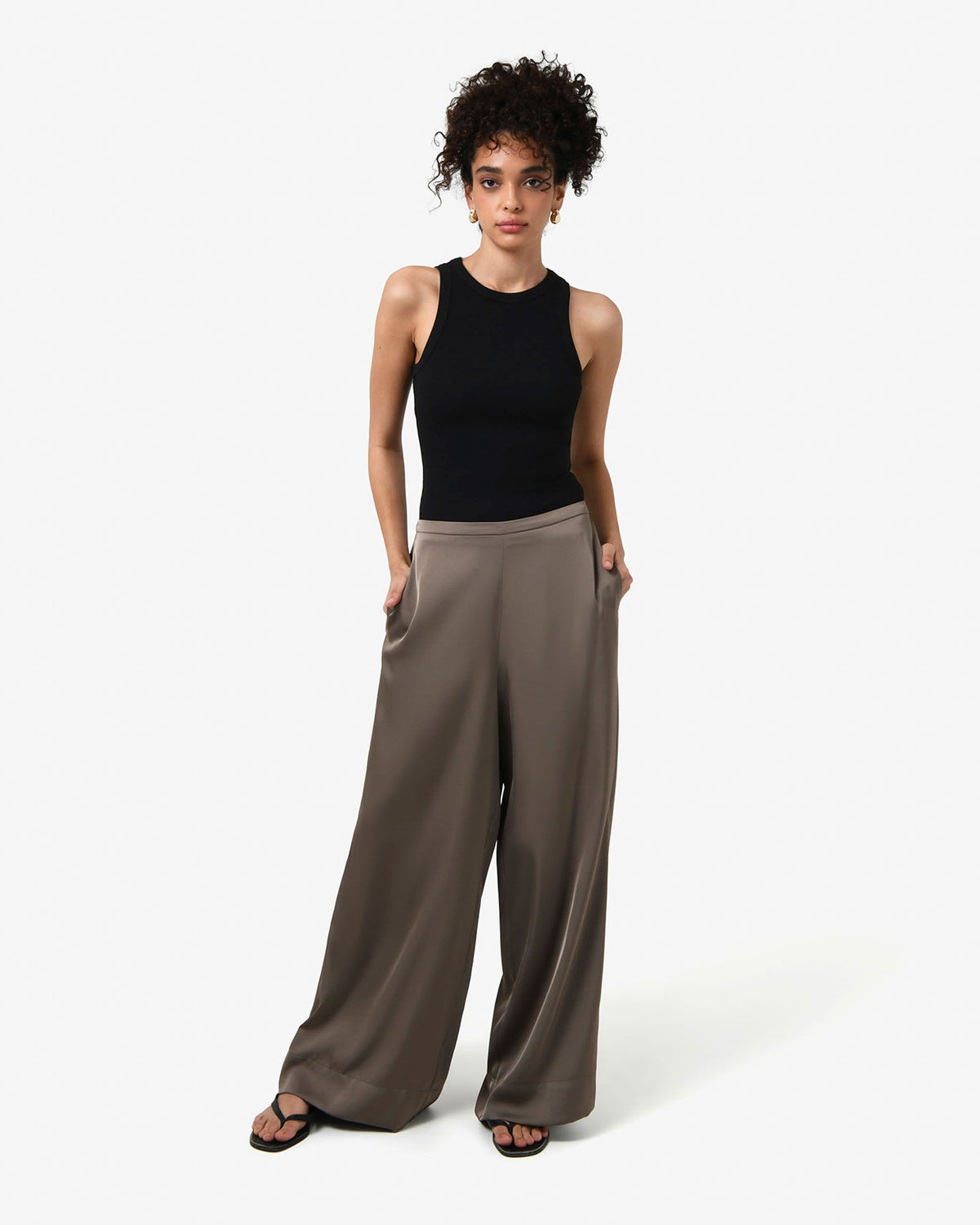 Devon Cotton Singlet in black — full-length view