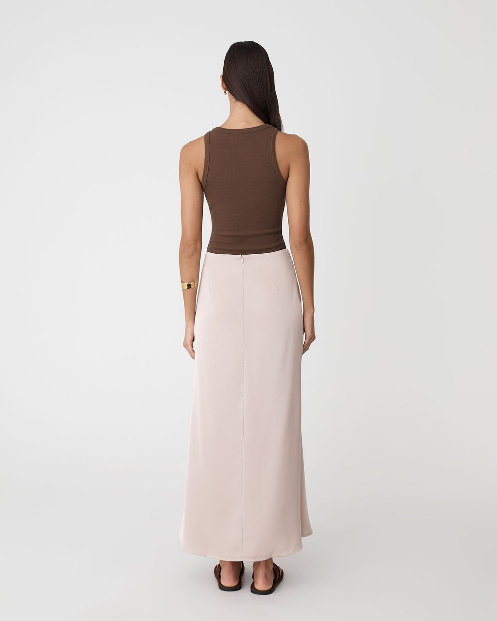 Devon Cotton Singlet in chocolate — back view