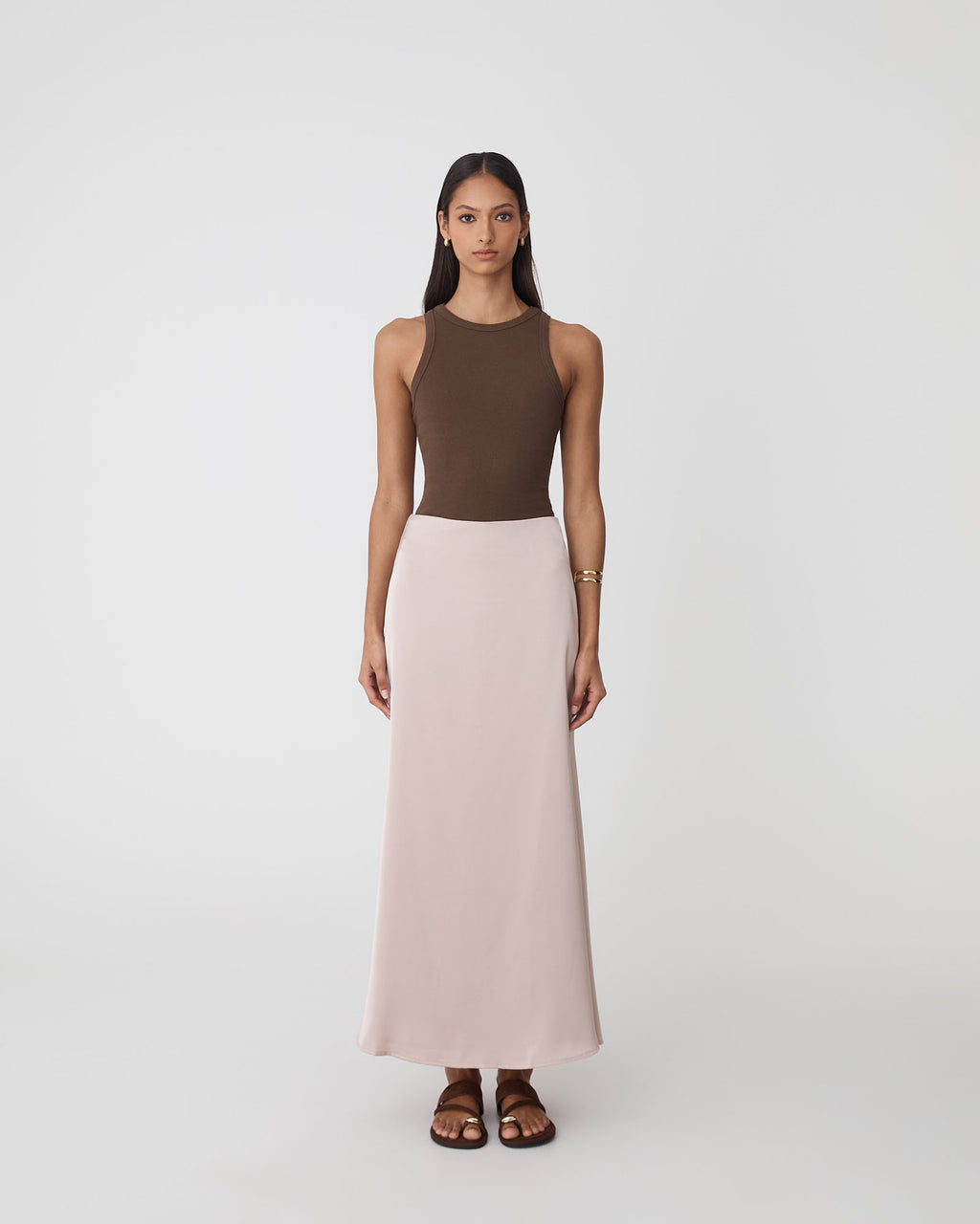 Devon Cotton Singlet in chocolate — full-length view