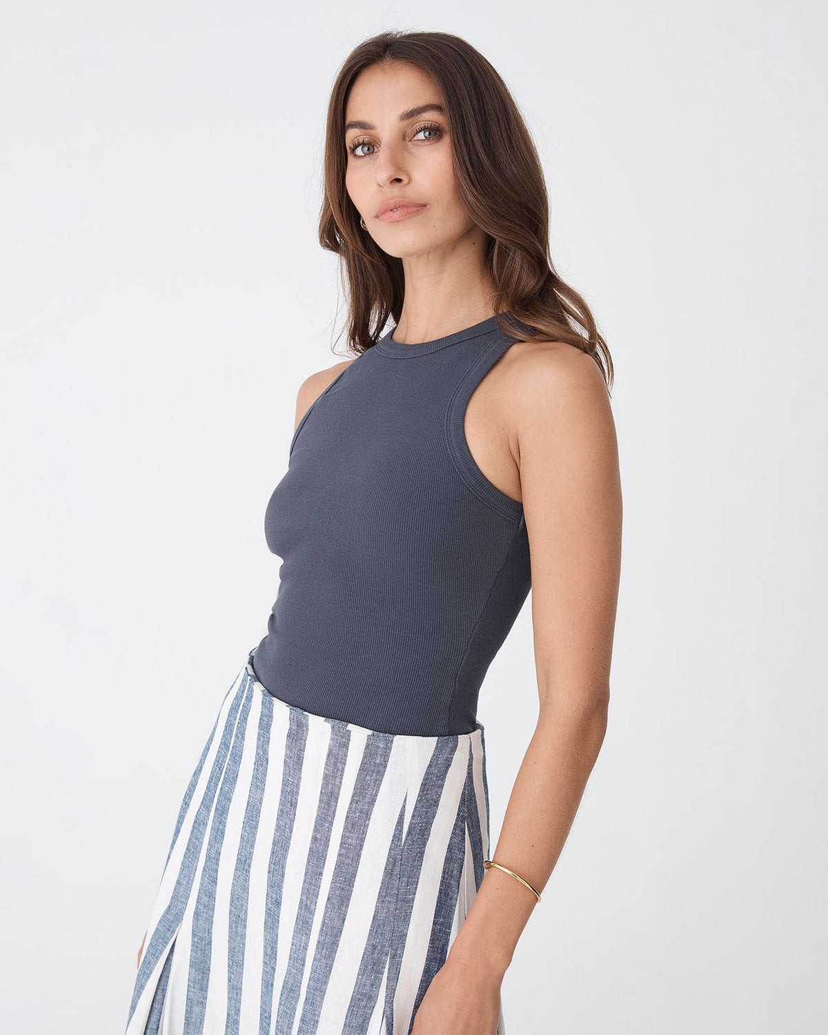 Devon Cotton Singlet in wash navy — side view
