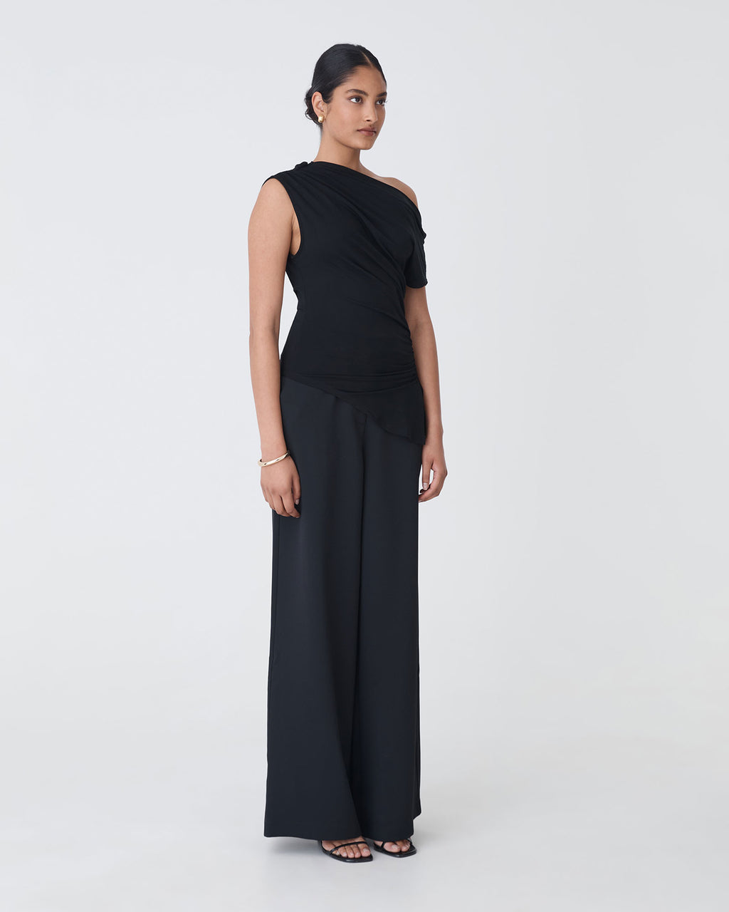 Keeley Bamboo Split Hem Top in black — side view