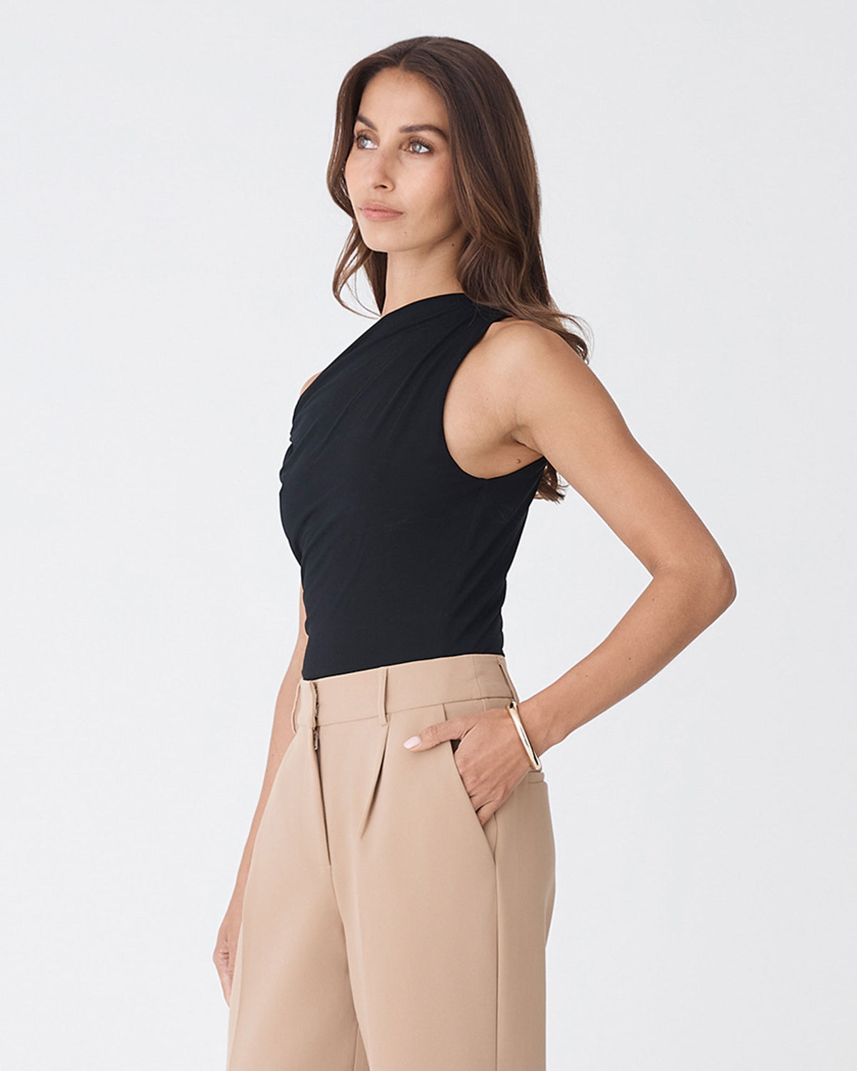 Cici Bamboo Twist Shoulder Top in black — side view