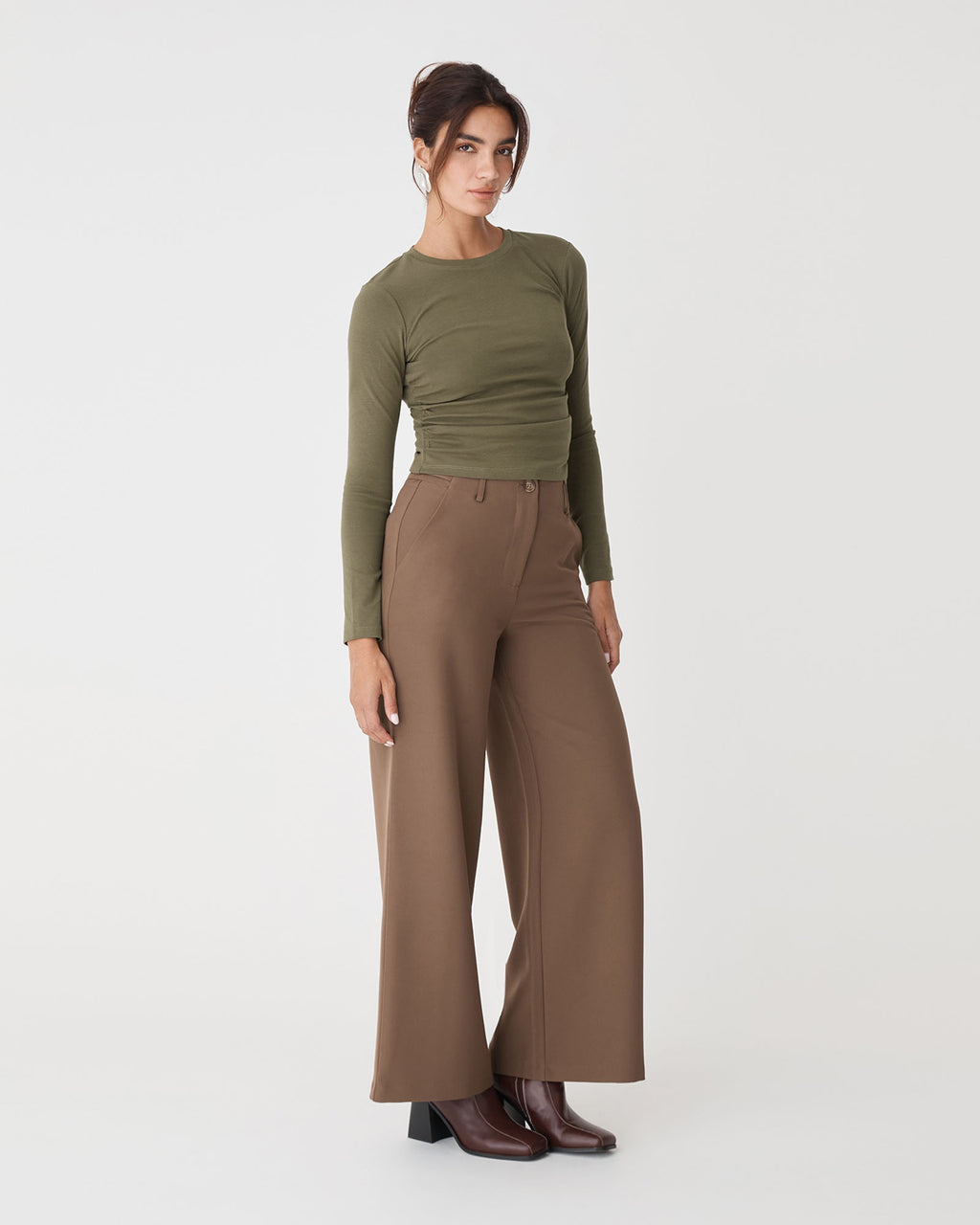 Wyatt Long Sleeve Tee in khaki — side view