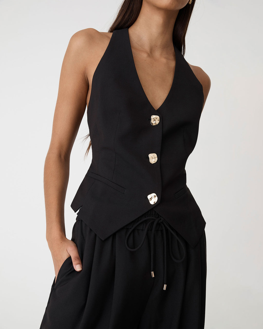 Amera Racer Back Vest in black — close-up view 2