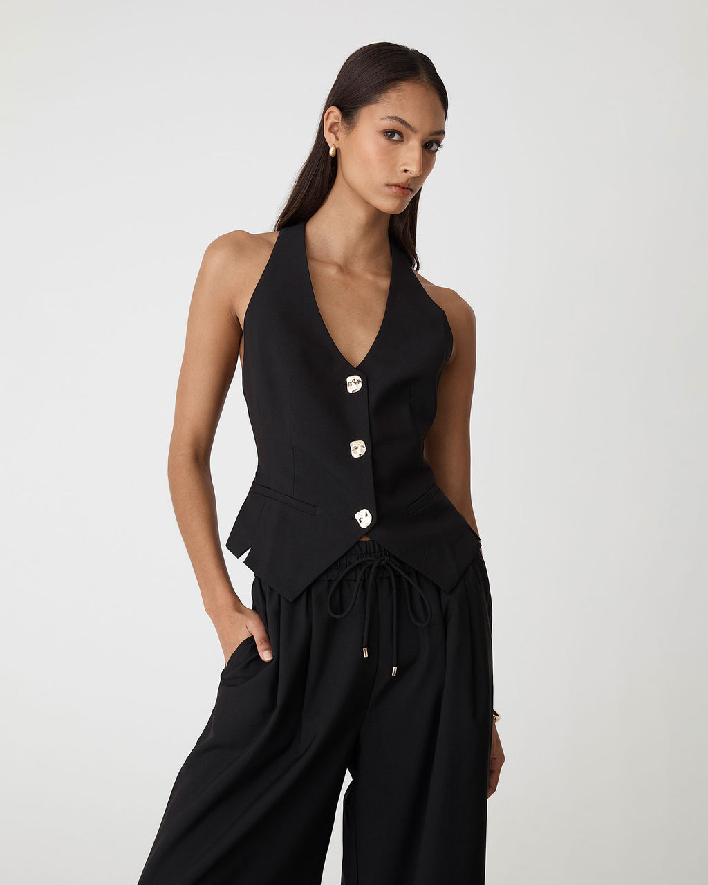 Amera Racer Back Vest in black — close-up view 3