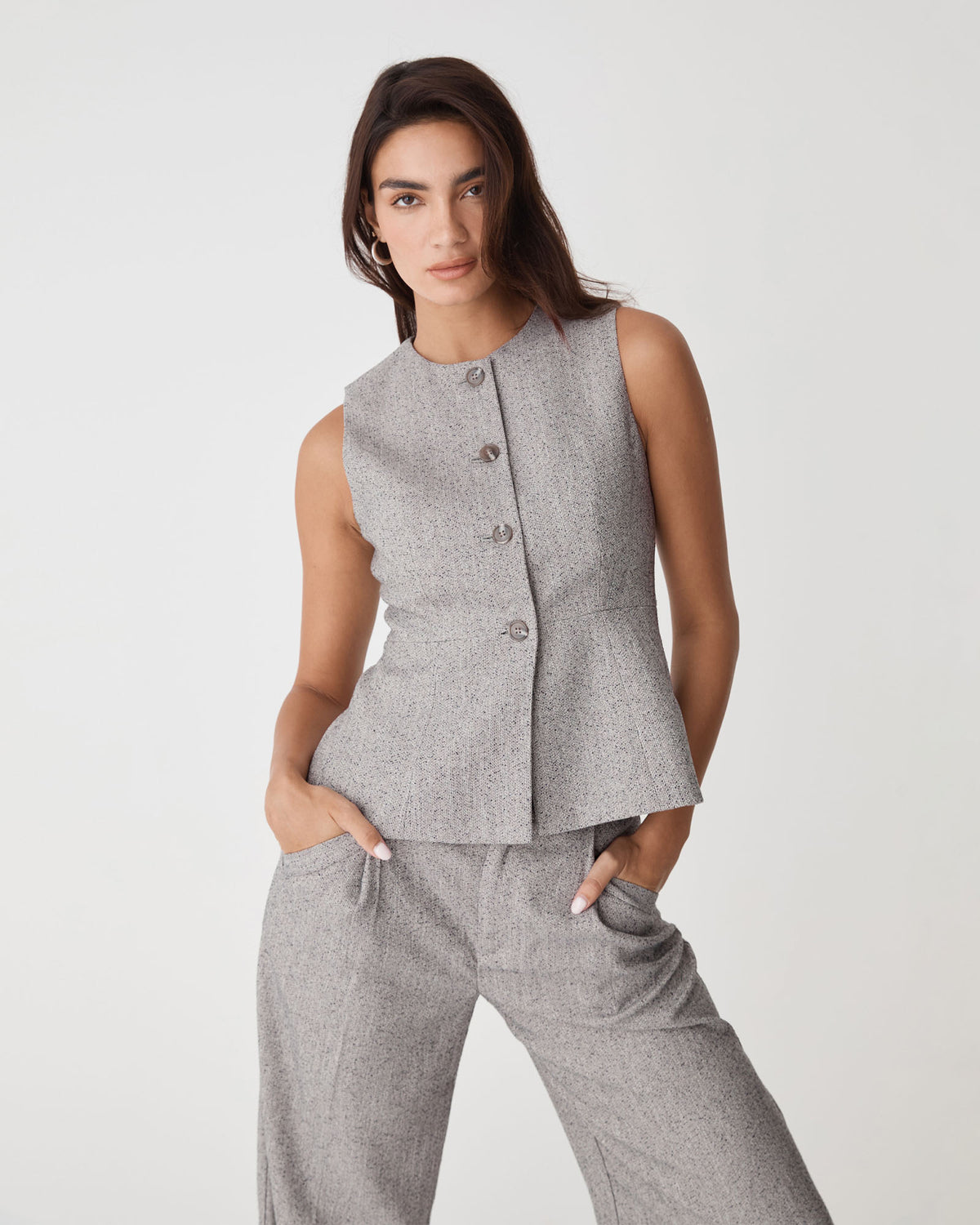 Nevada Herringbone Vest in salt pepper — view 2