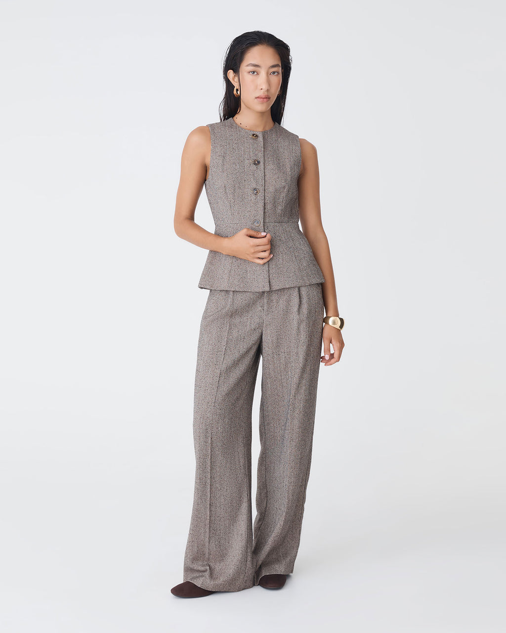 Nevada Herringbone Vest in vintage brown — view 4