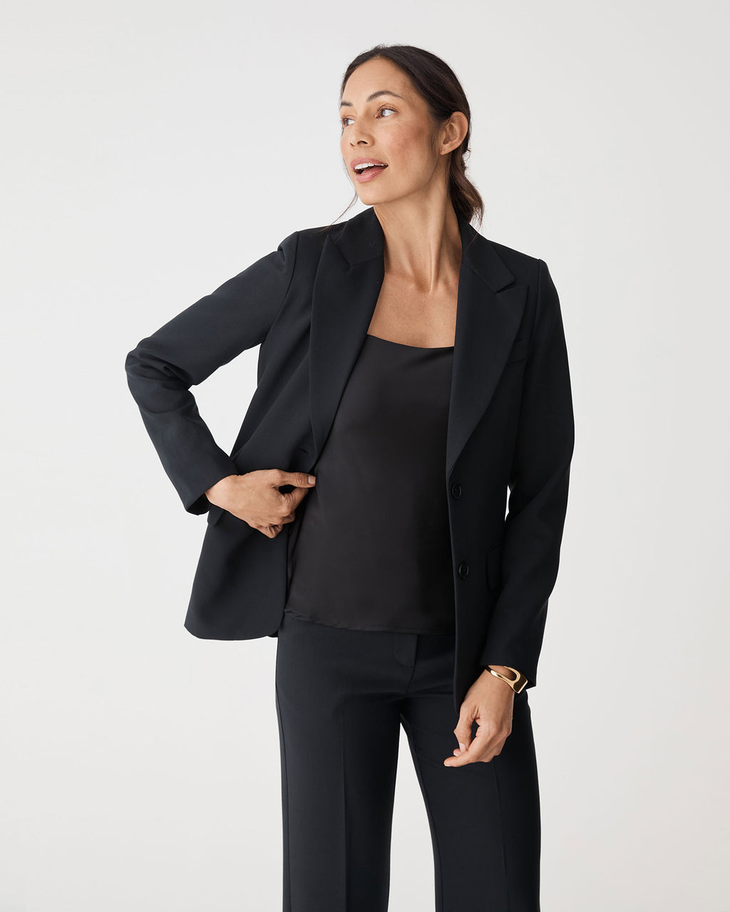 Jennifer Tailored Blazer in black — close-up view