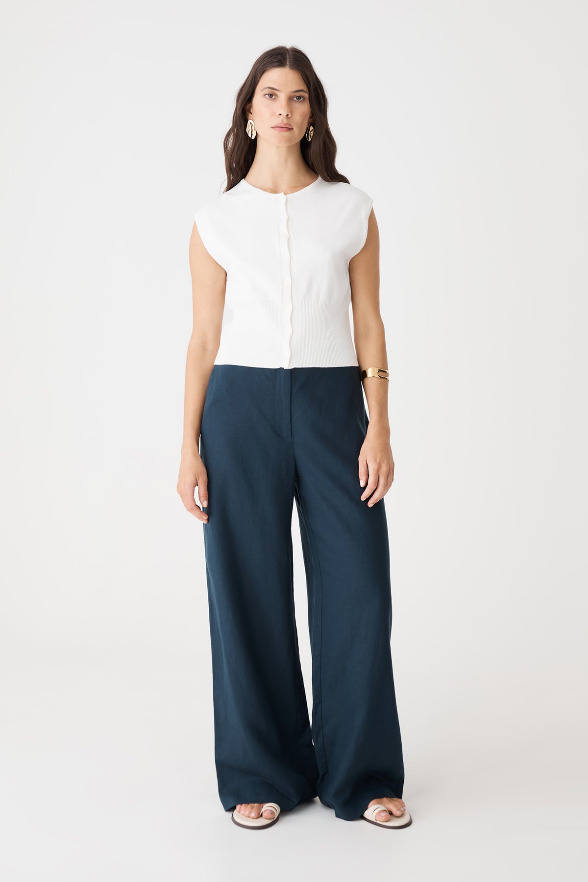 Faye Sleeveless Button Up Knit
