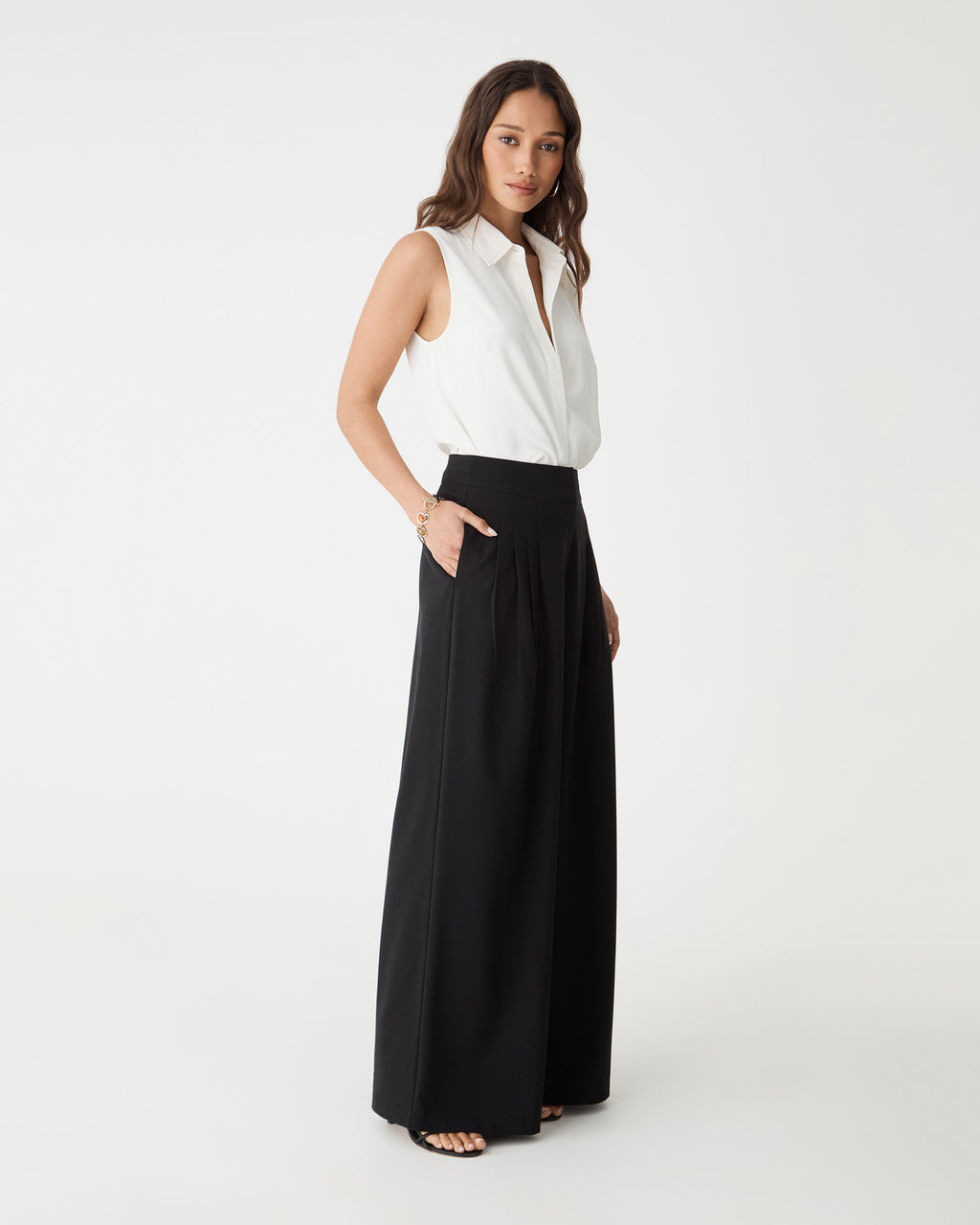 Brooklyn Sleeveless Shirt