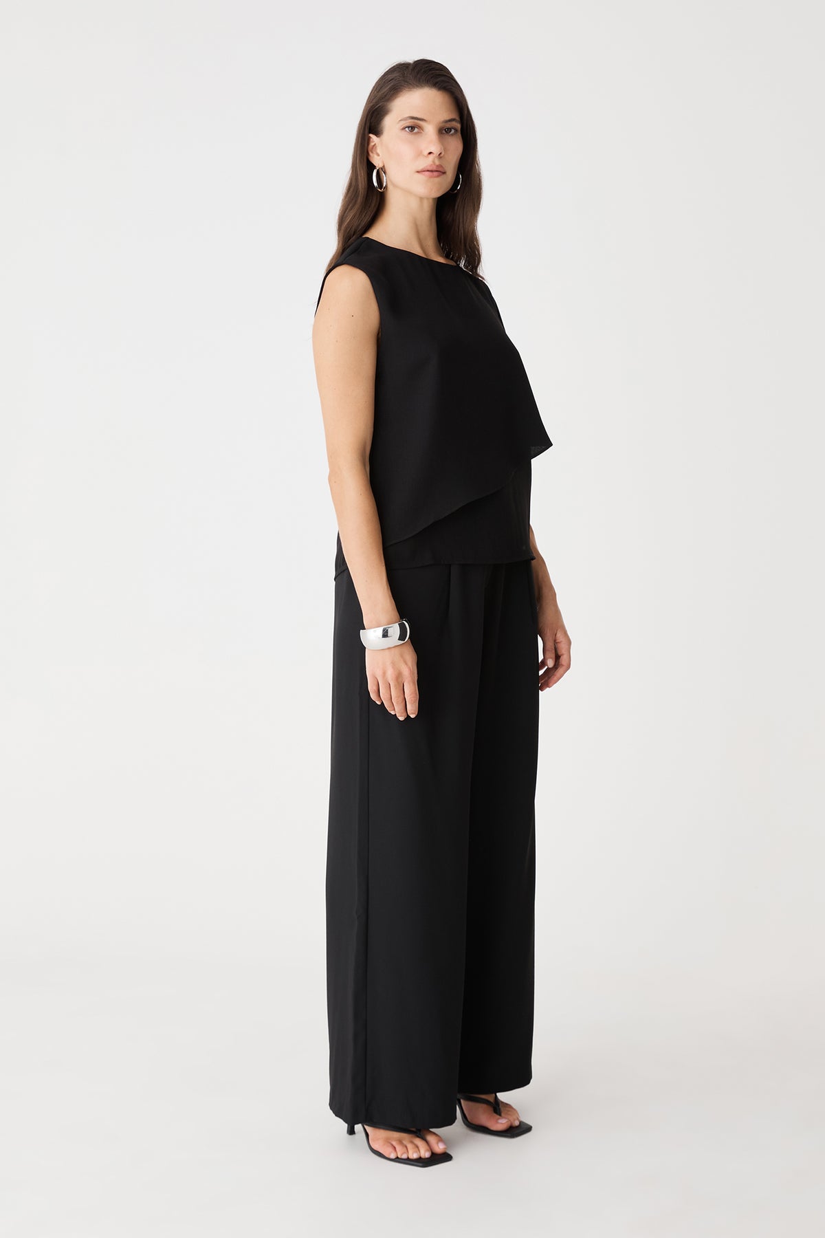 Cecilia Asymmetric Top