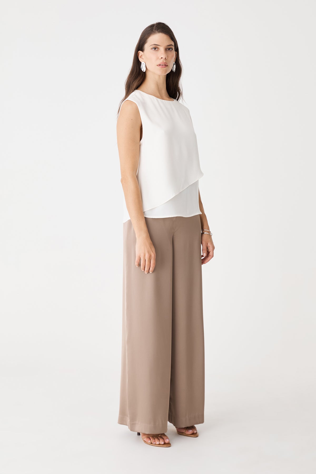 Cecilia Asymmetric Top