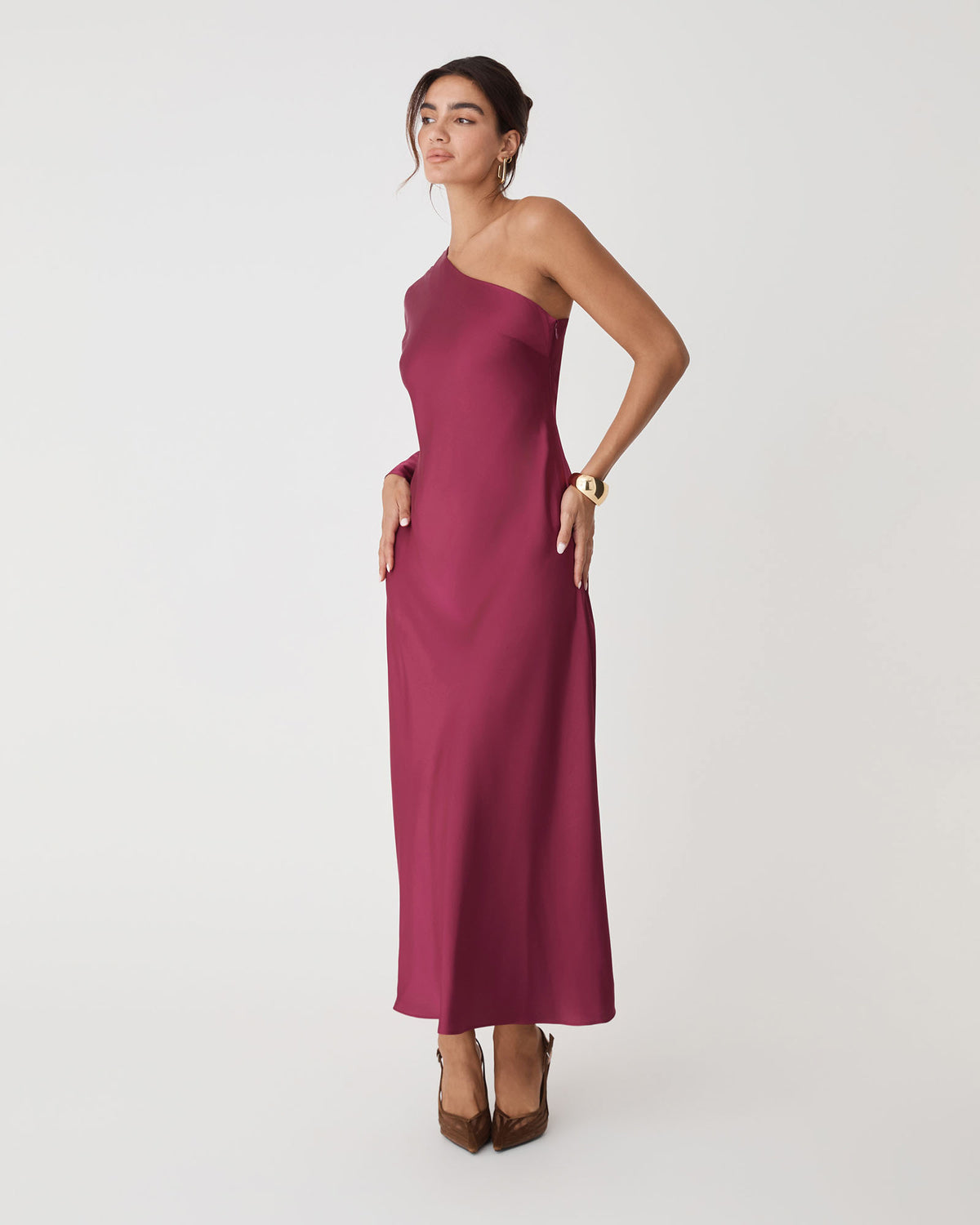 Cleo One Shoulder Satin Dress in grenache — side view 2