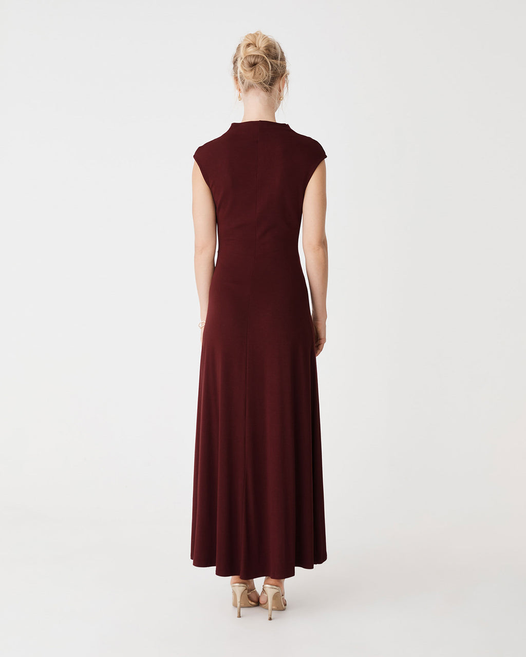 Laurel Ruched Dress in plum — back view