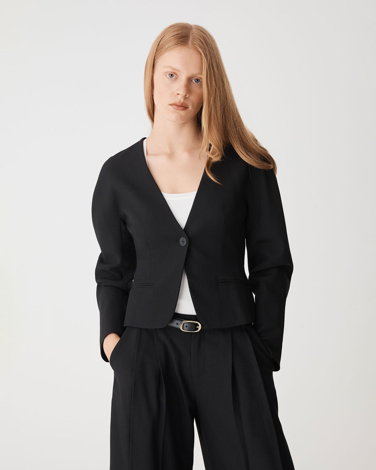 Pippa Rounded Shoulder Blazer in black — close-up view 2