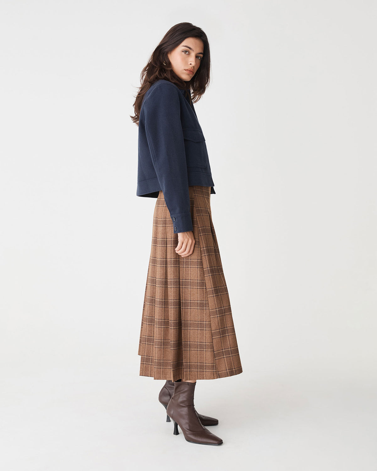 Holland Cropped Jacket in navy — side view