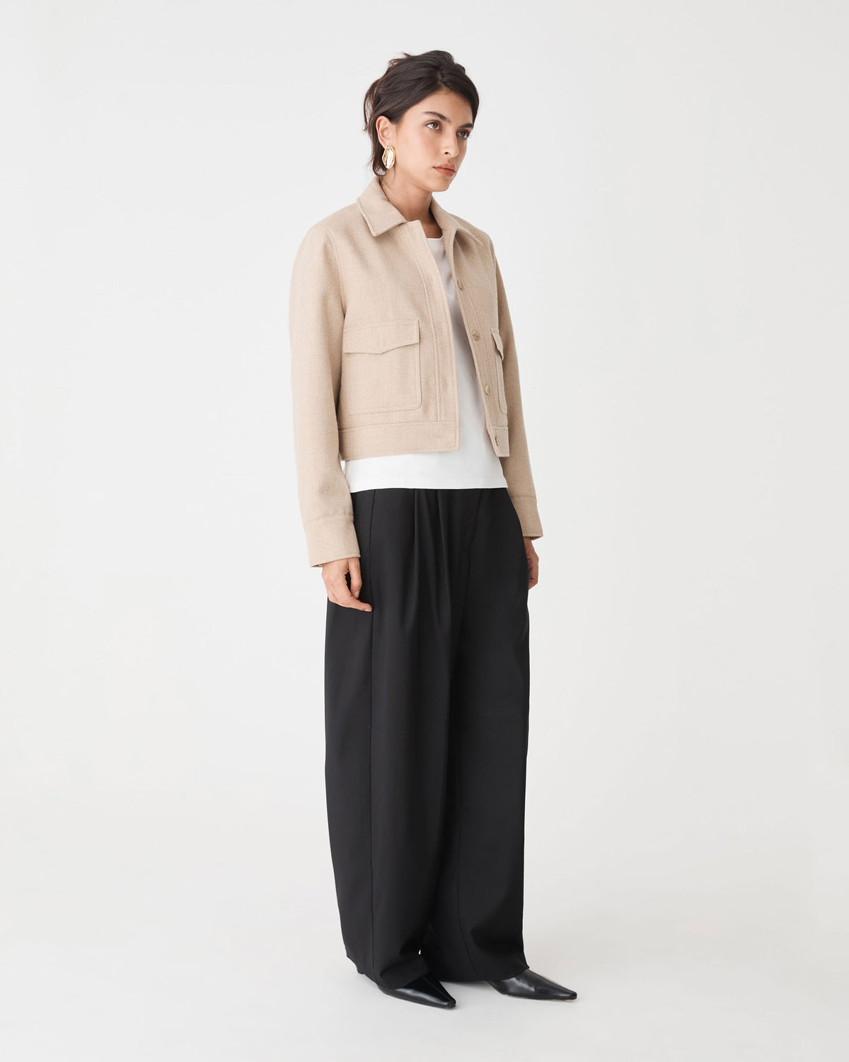 Holland Cropped Jacket in oat — side view