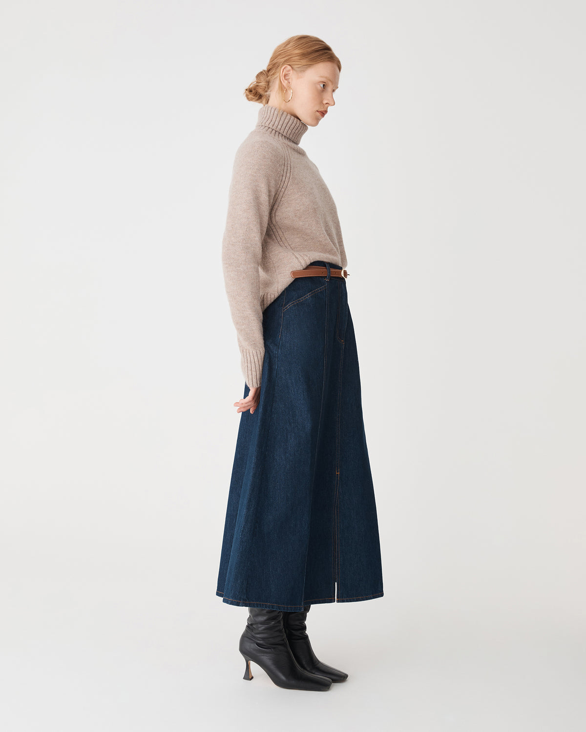 Jada Notch Hem Turtleneck Knit in oat marle — side view