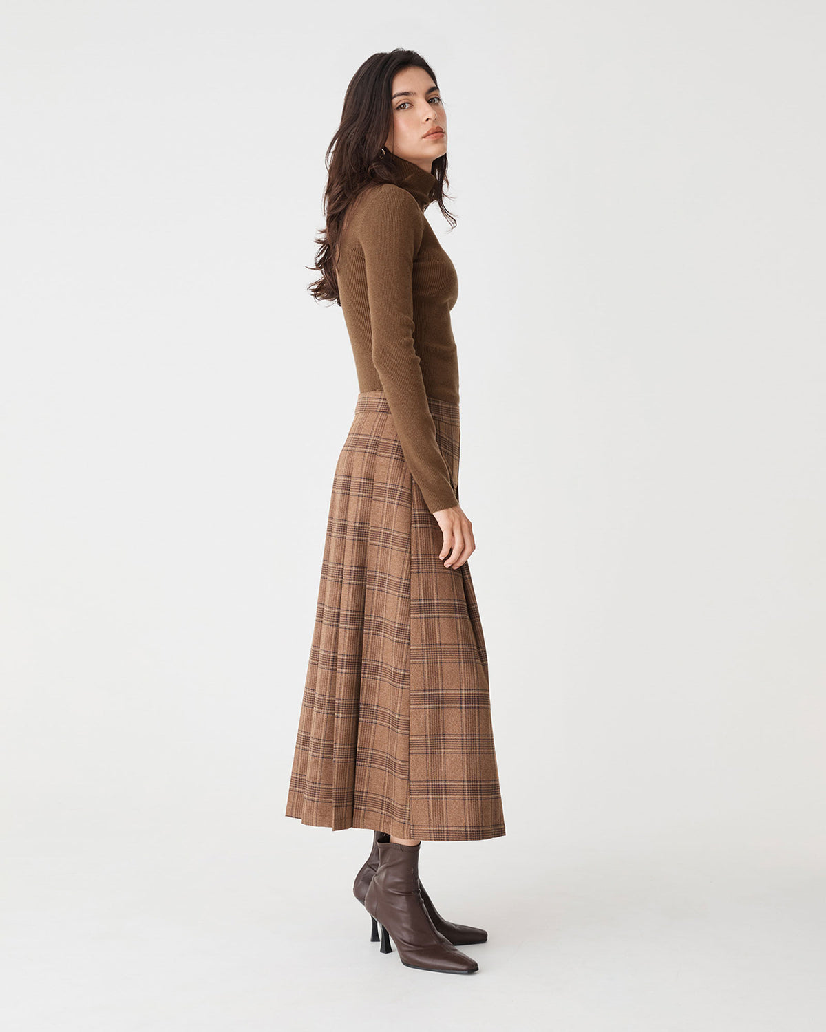Ginny Ribbed Turtleneck Knit in coffee — side view