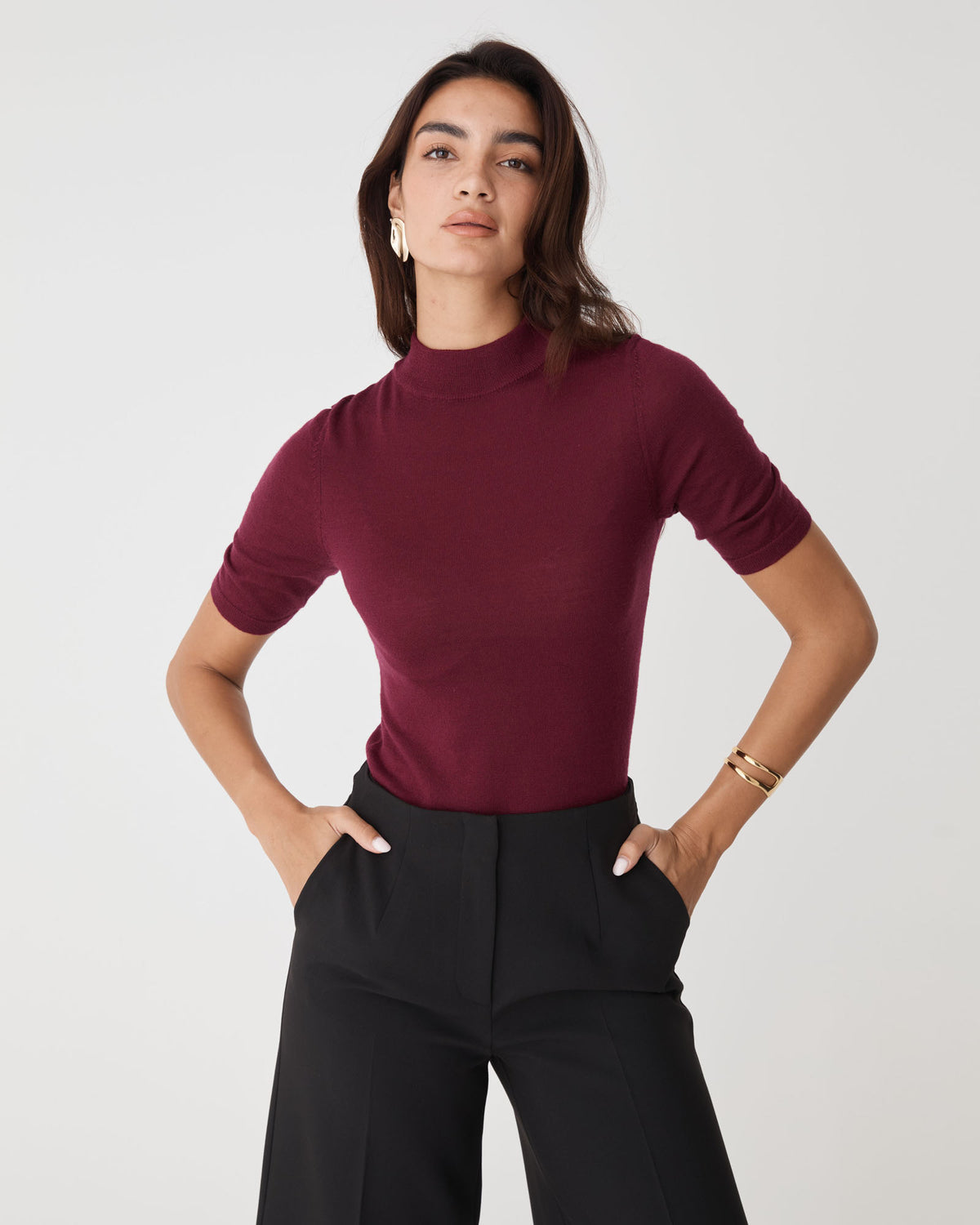 Ellen Wool Short Sleeve Knit in berry — close-up view 2