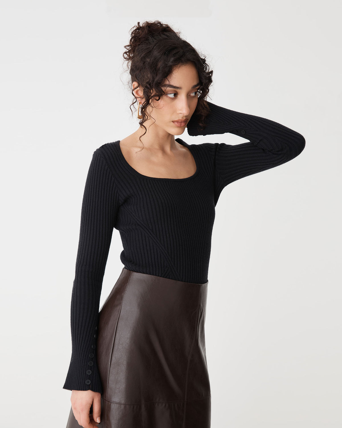 Zahlia Square Neck Rib Knit in black — close-up view 2