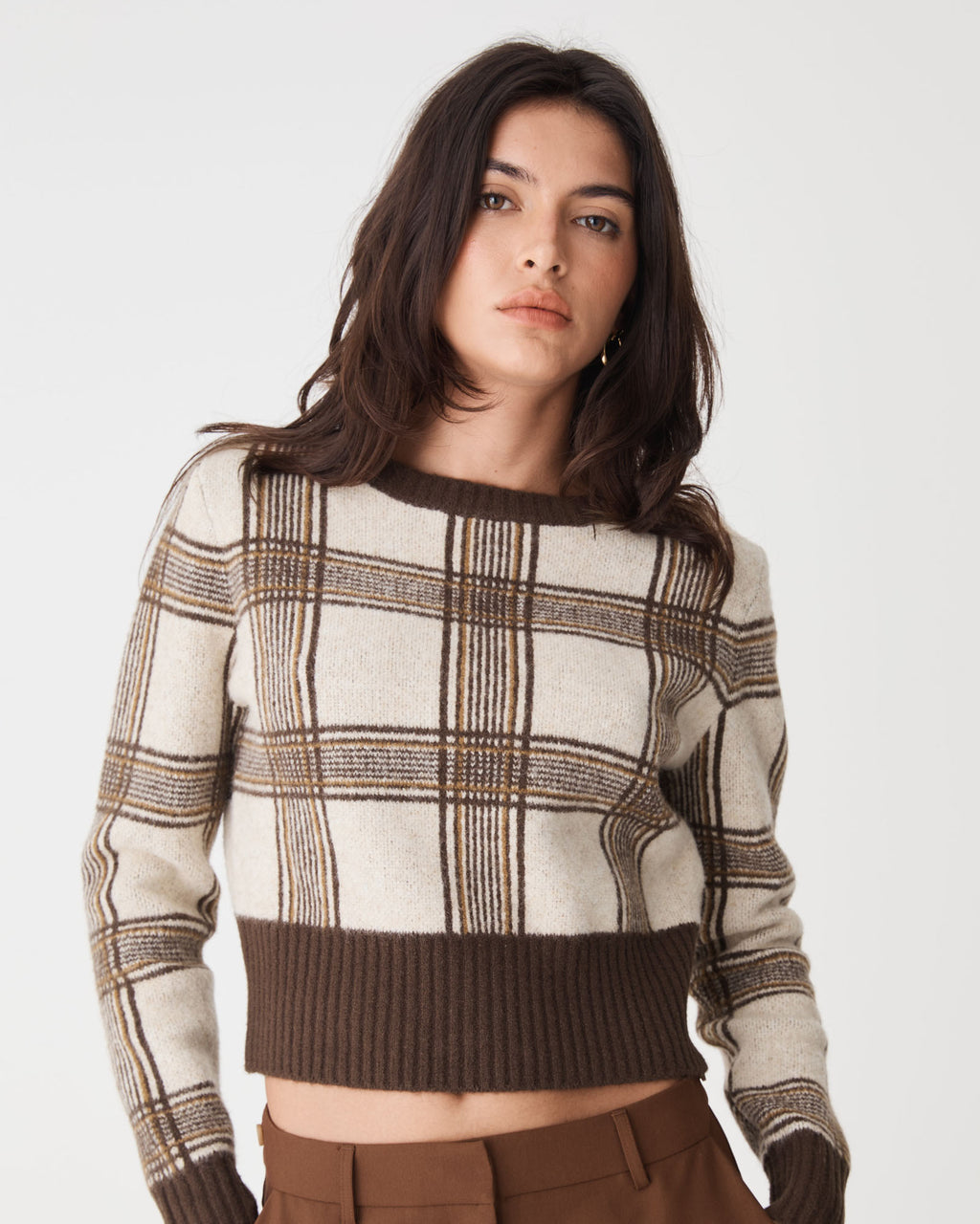 Francesca Check Jumper in brown check — close-up view 2