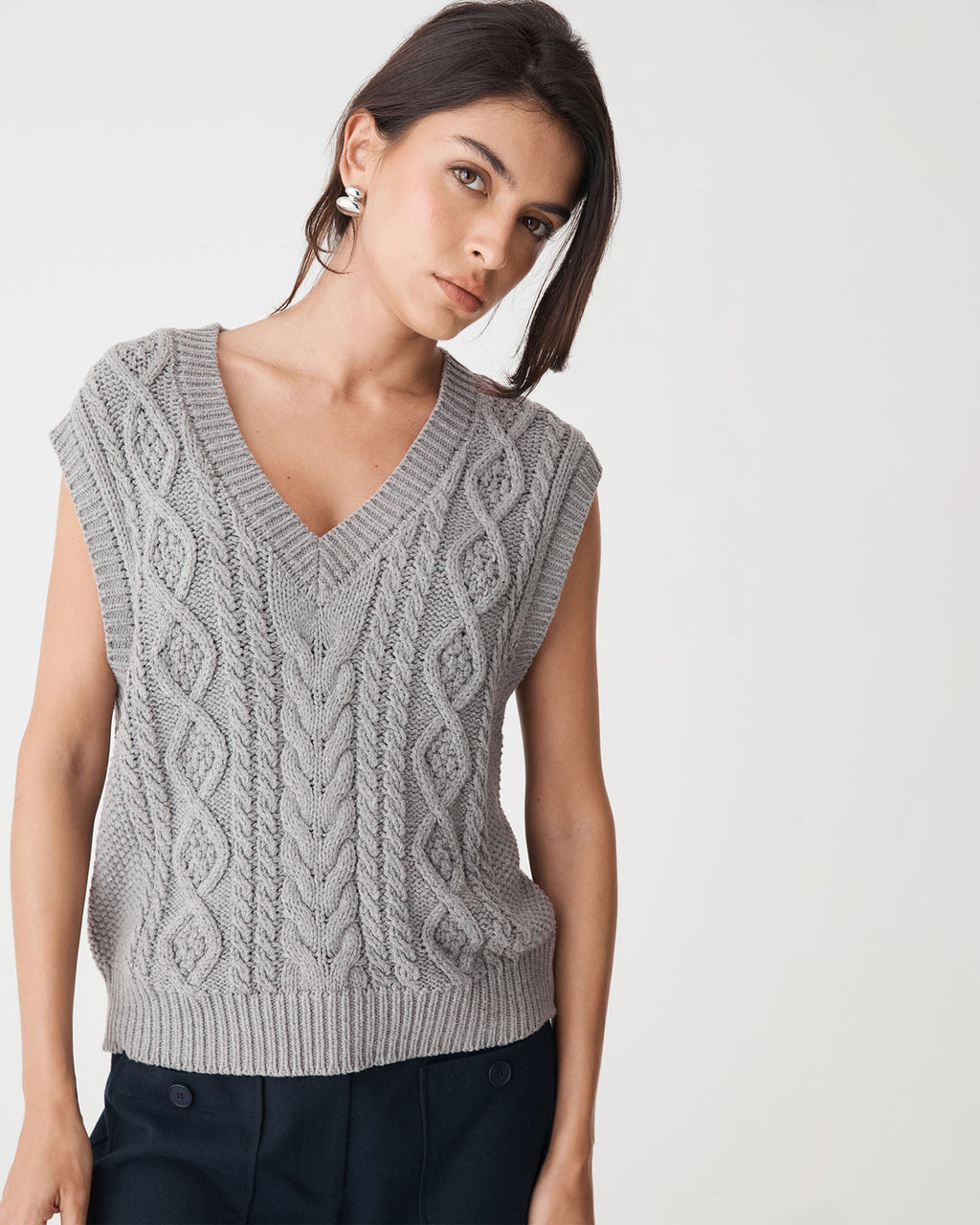 Poppy Sleeveless Cable Knit in ash marle — close-up view