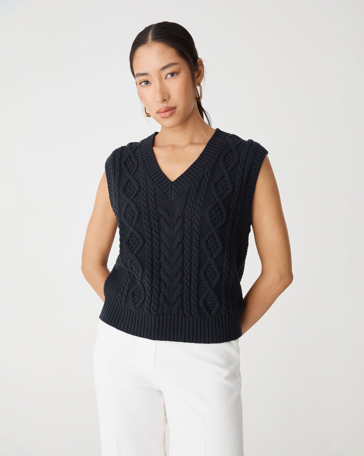 Poppy Sleeveless Cable Knit in midnight — close-up view 2