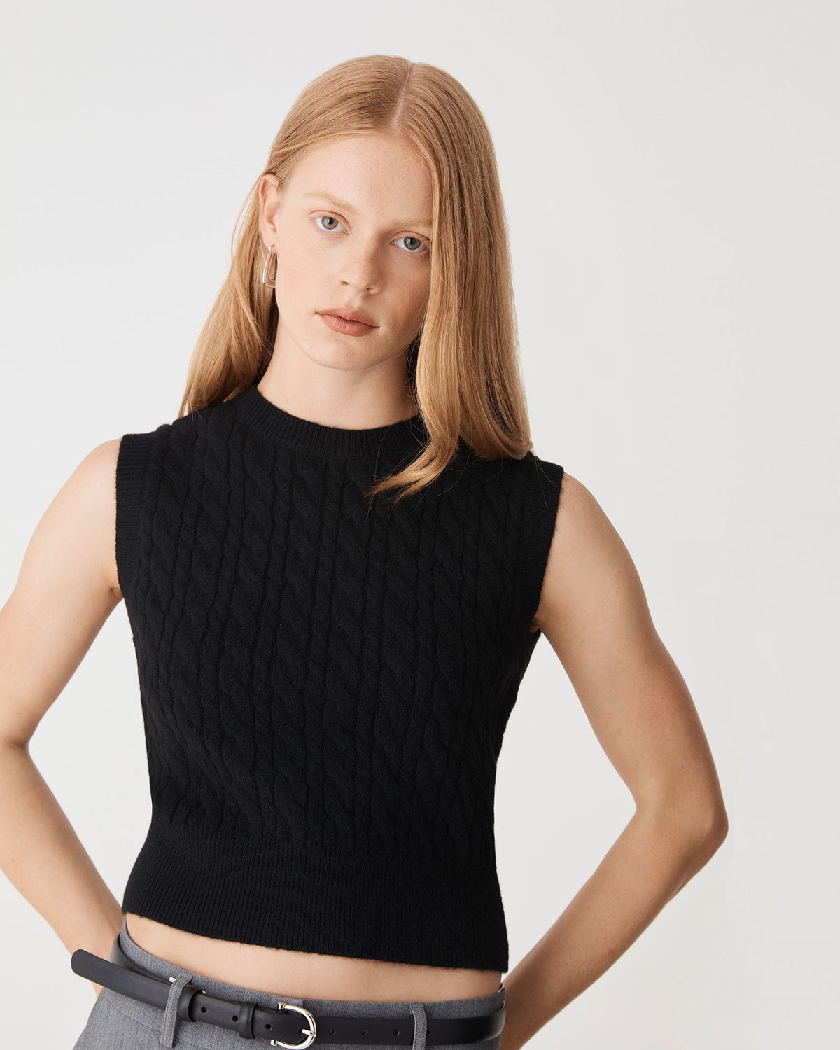 Frankie Sleeveless Cable Knit in black — close-up view 2