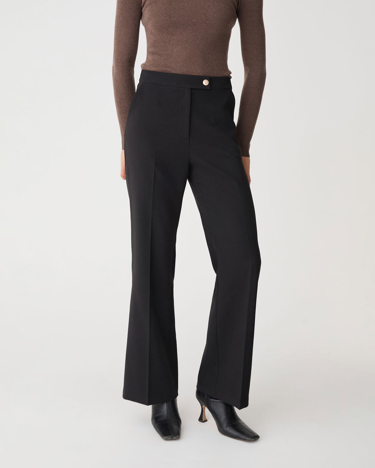 Sadie Bootleg Pants in black — close-up view