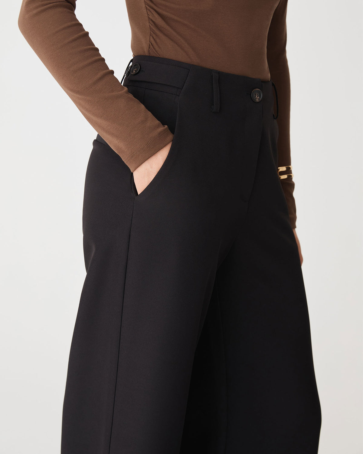 Stevie Adjustable Waist Pants in black — fabric detail