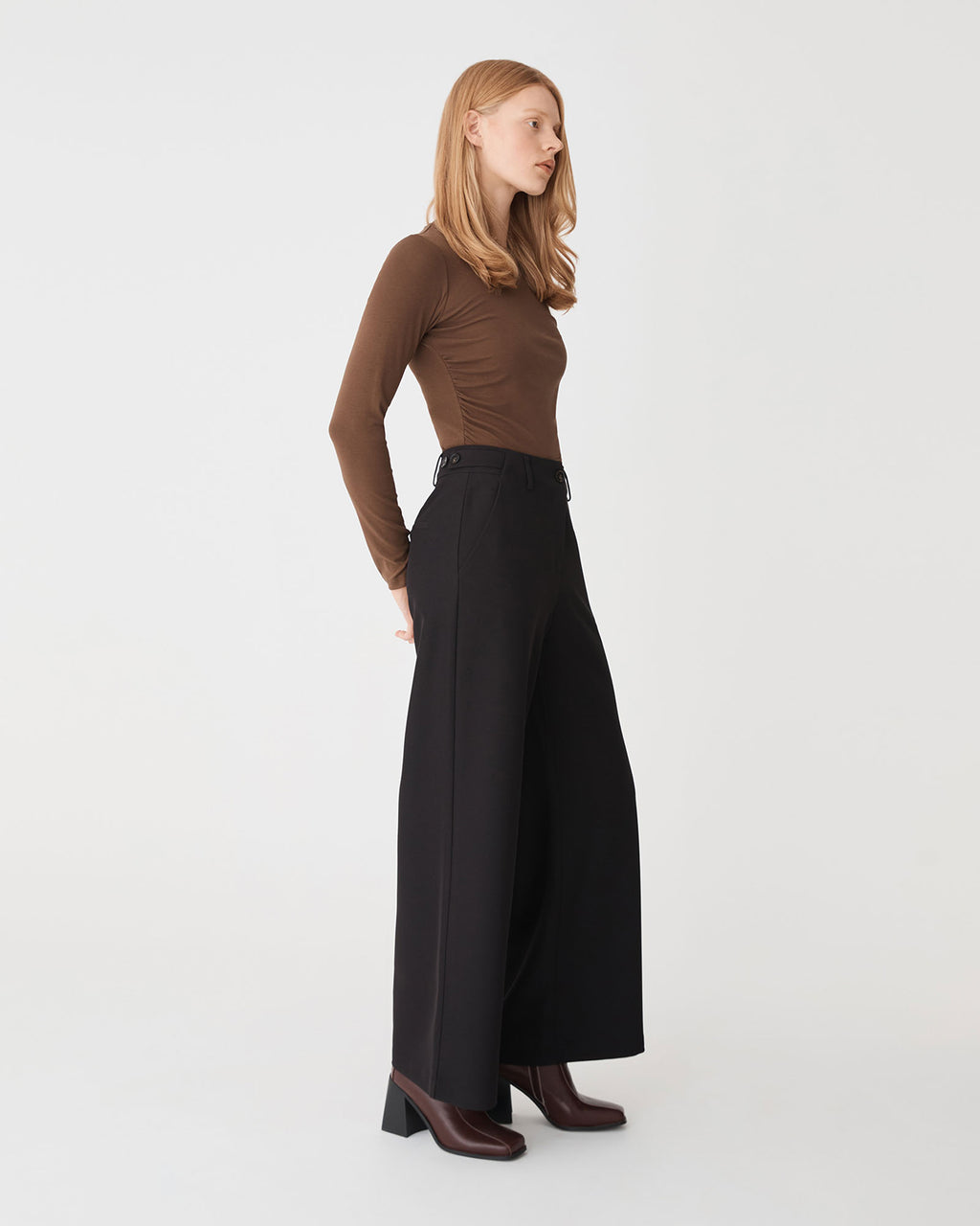 Stevie Adjustable Waist Pants in black — side view