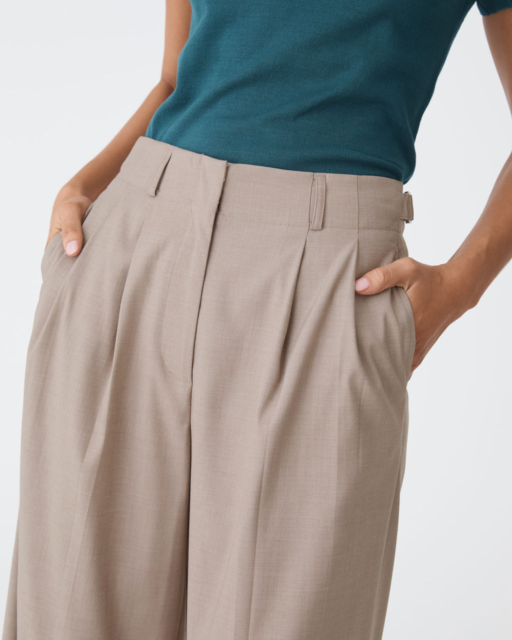 Milan 2 Adjustable Waist Pants in mocha — fabric detail