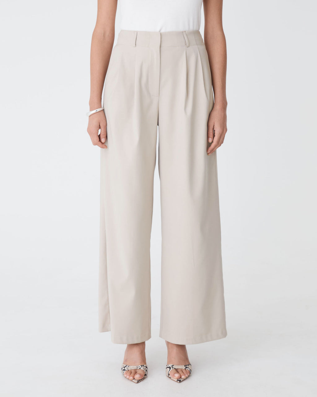 Milan 2 Adjustable Waist Pants in oat marle — close-up view