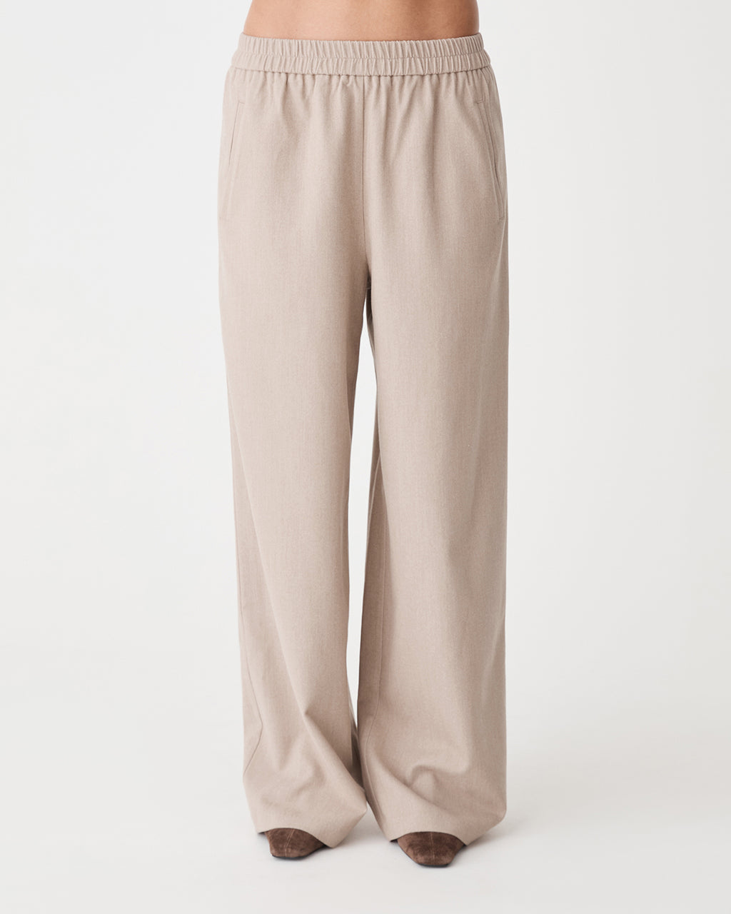 Irene Elastic Waist Pants in oat — close-up view