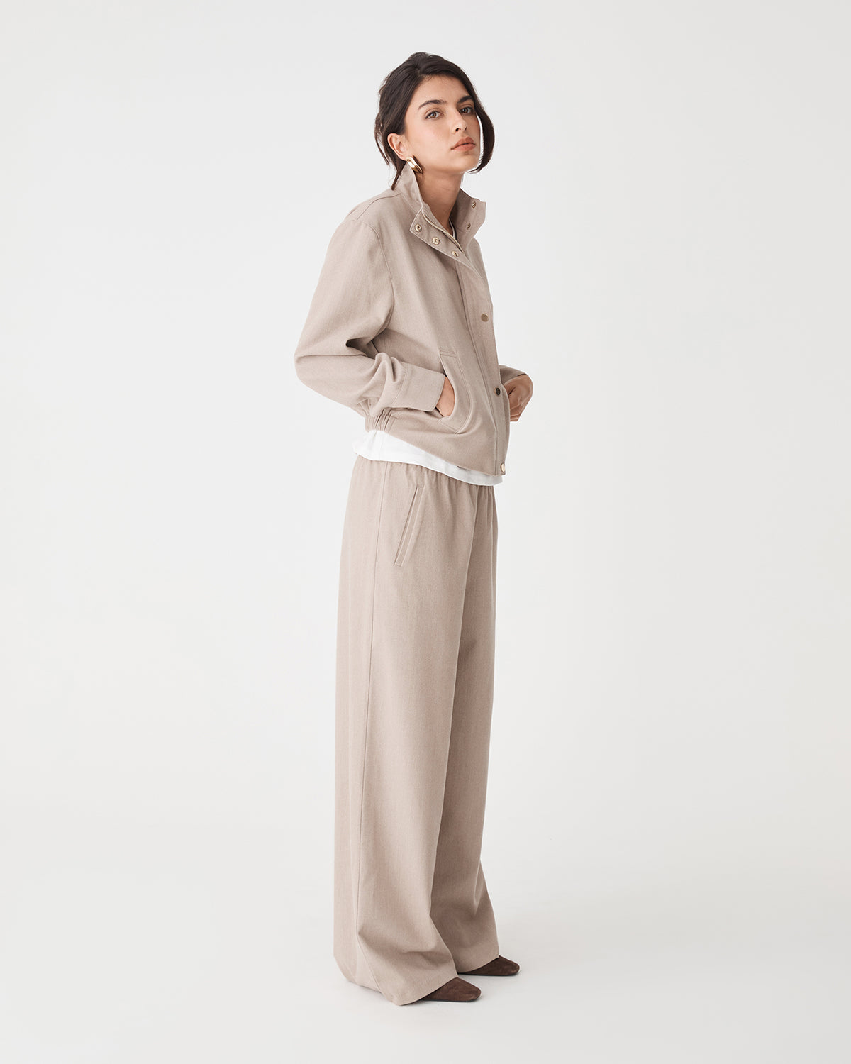 Irene Elastic Waist Pants in oat — side view 2