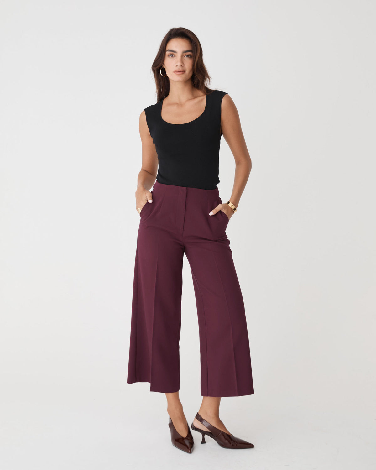 Nikki Culotte Trousers in bordeaux — full-length view 2