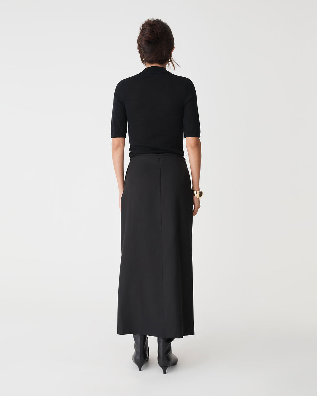 Greta Column Skirt in black — back view