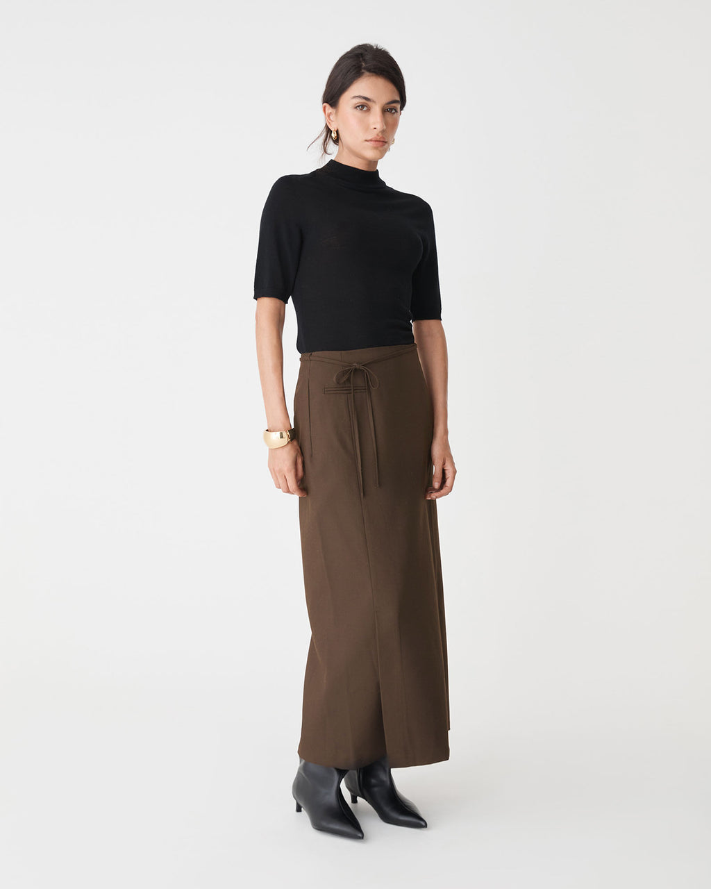 Greta Column Skirt in coffee — side view