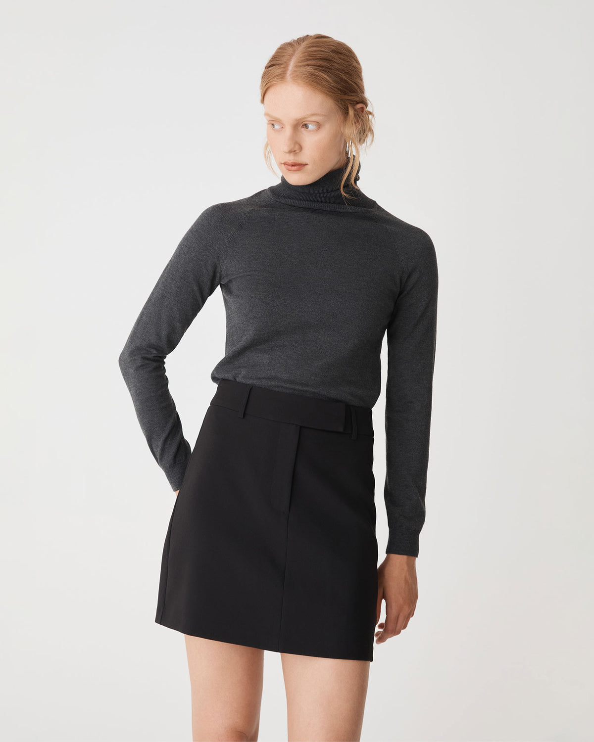 Nikki Straight Mini Skirt in black — close-up view 2