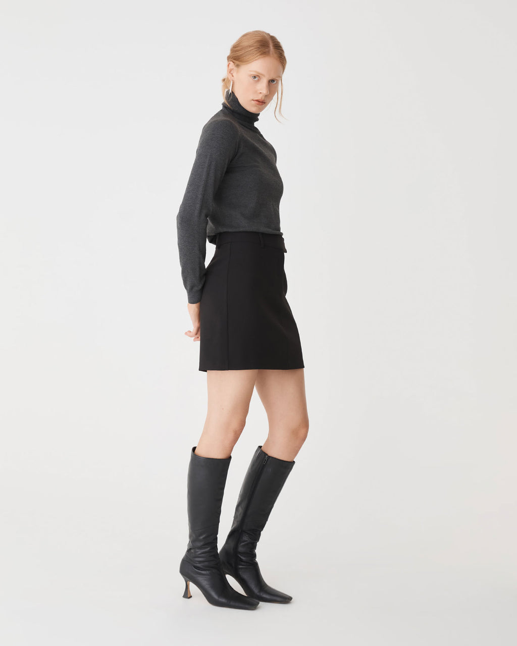 Nikki Straight Mini Skirt in black — side view