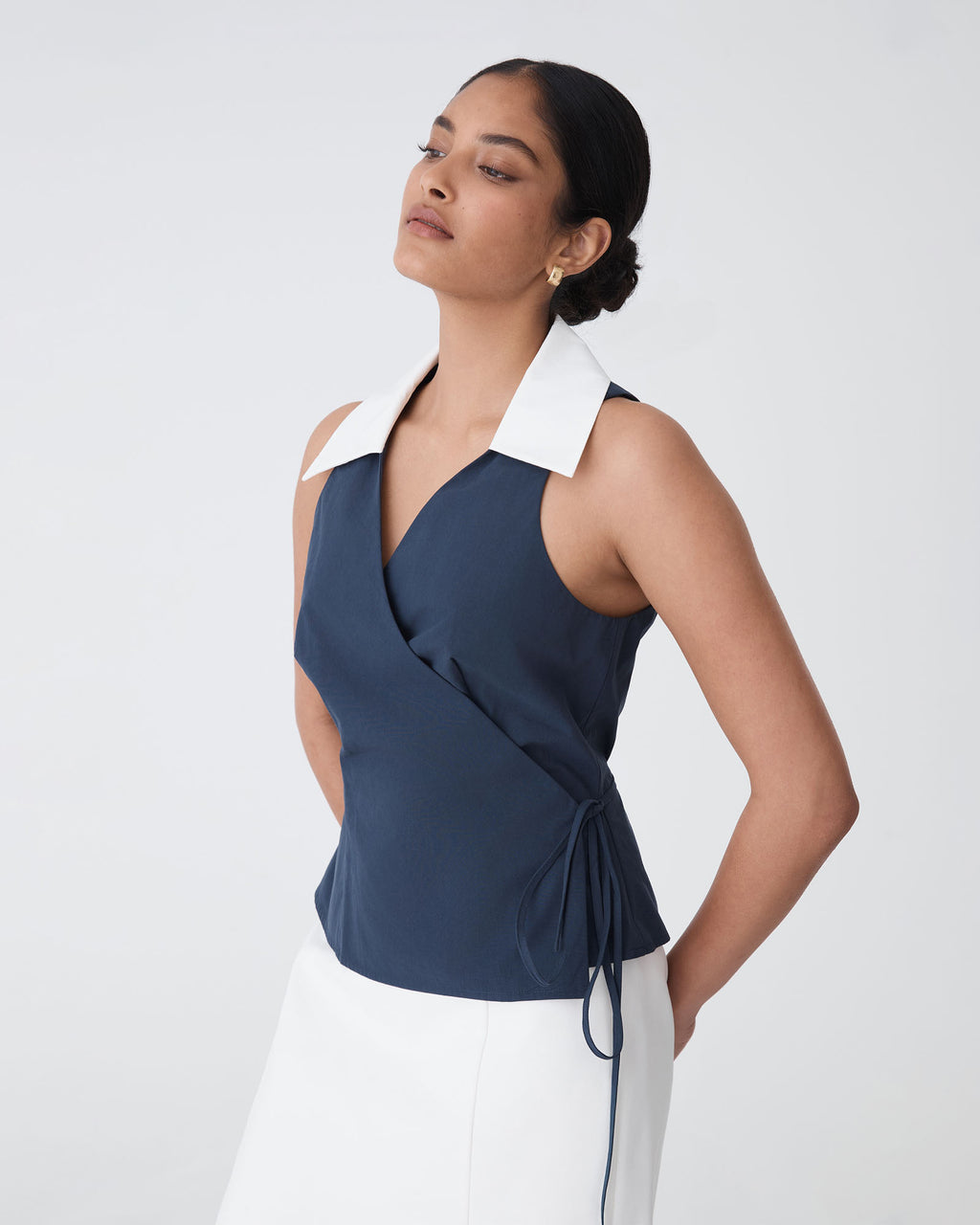 Layla Collared Wrap Top in navy white — side view