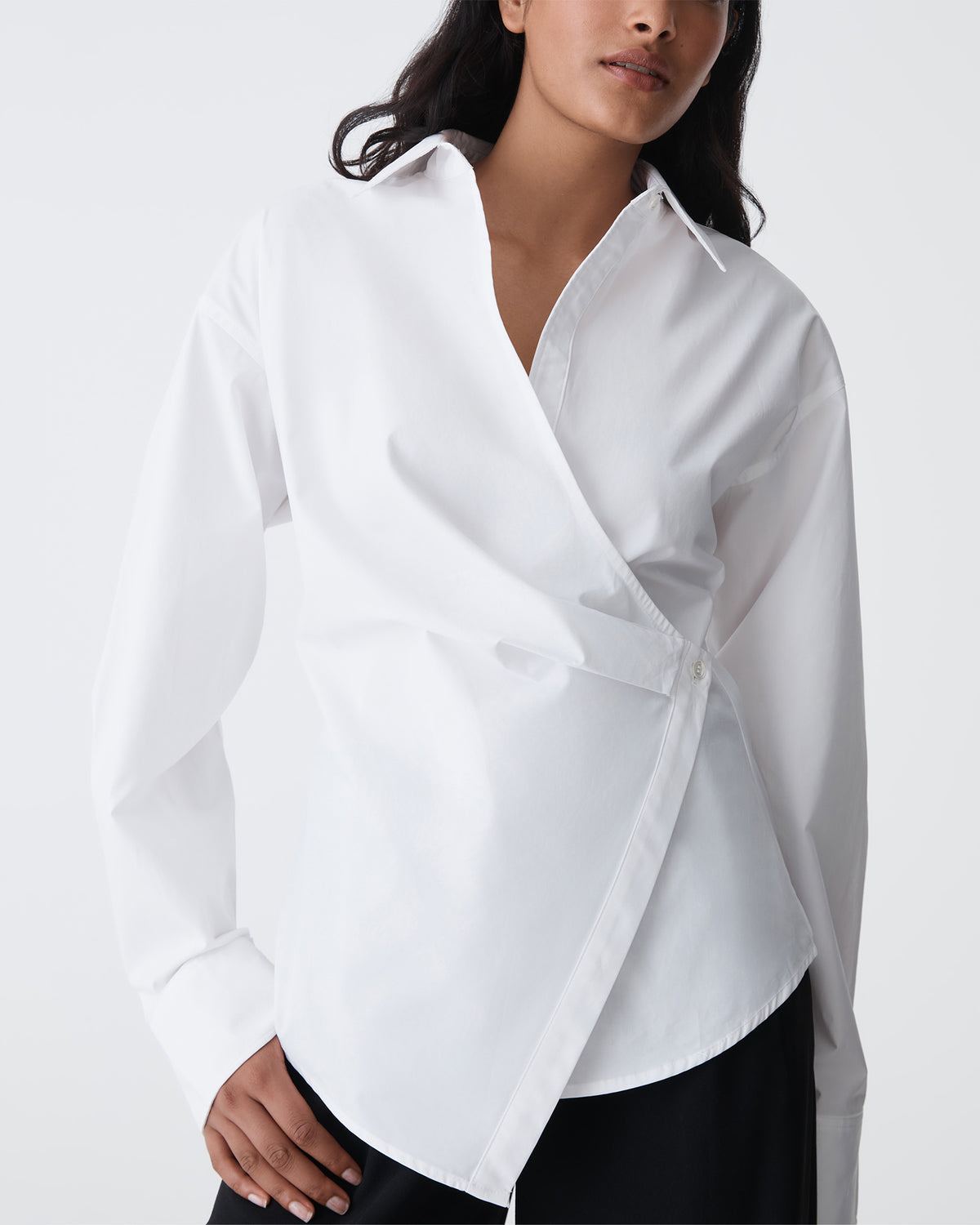 Katrina Wrap Shirt in white — close-up view 2