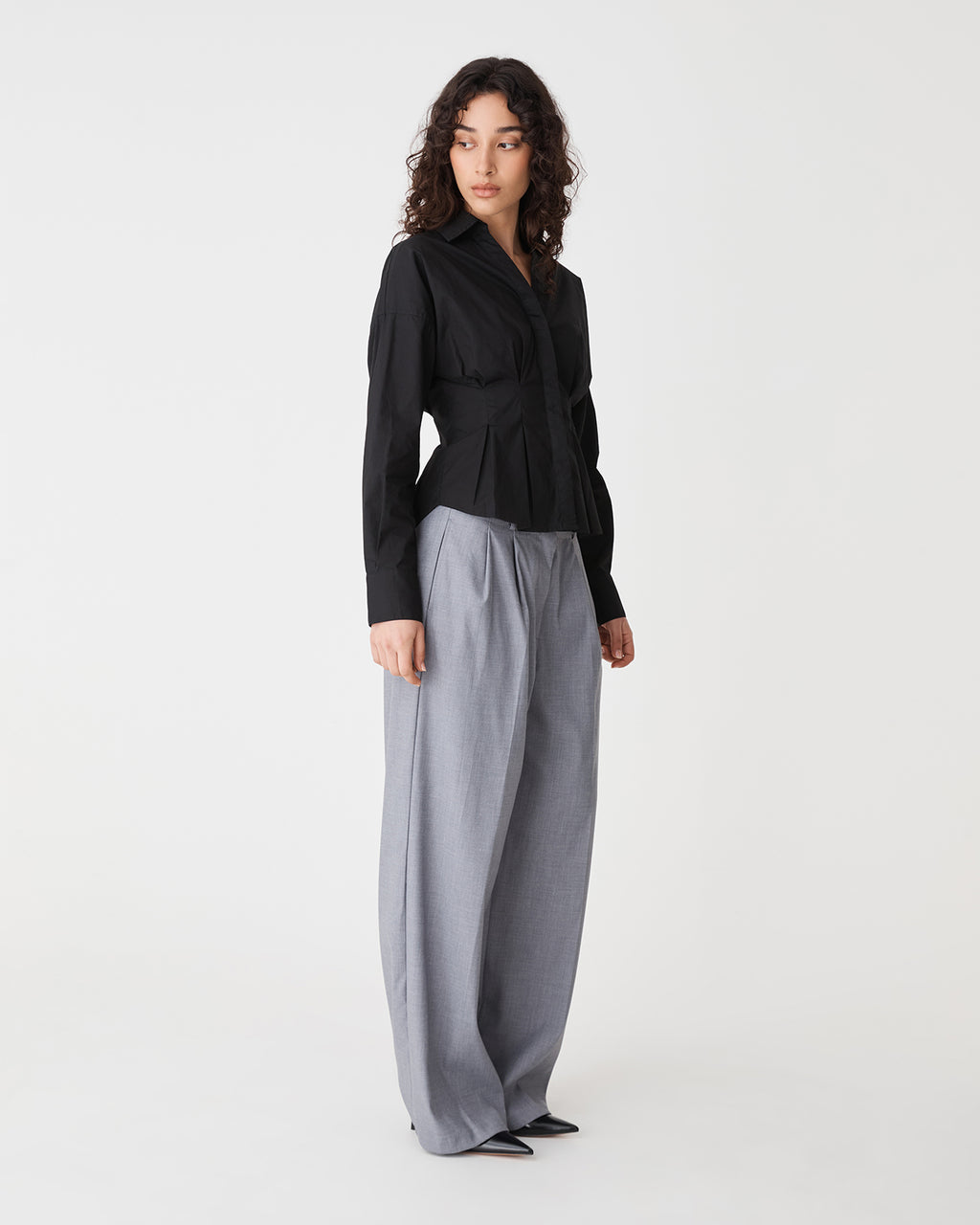 Billie Pleat Waist Shirt in black — side view