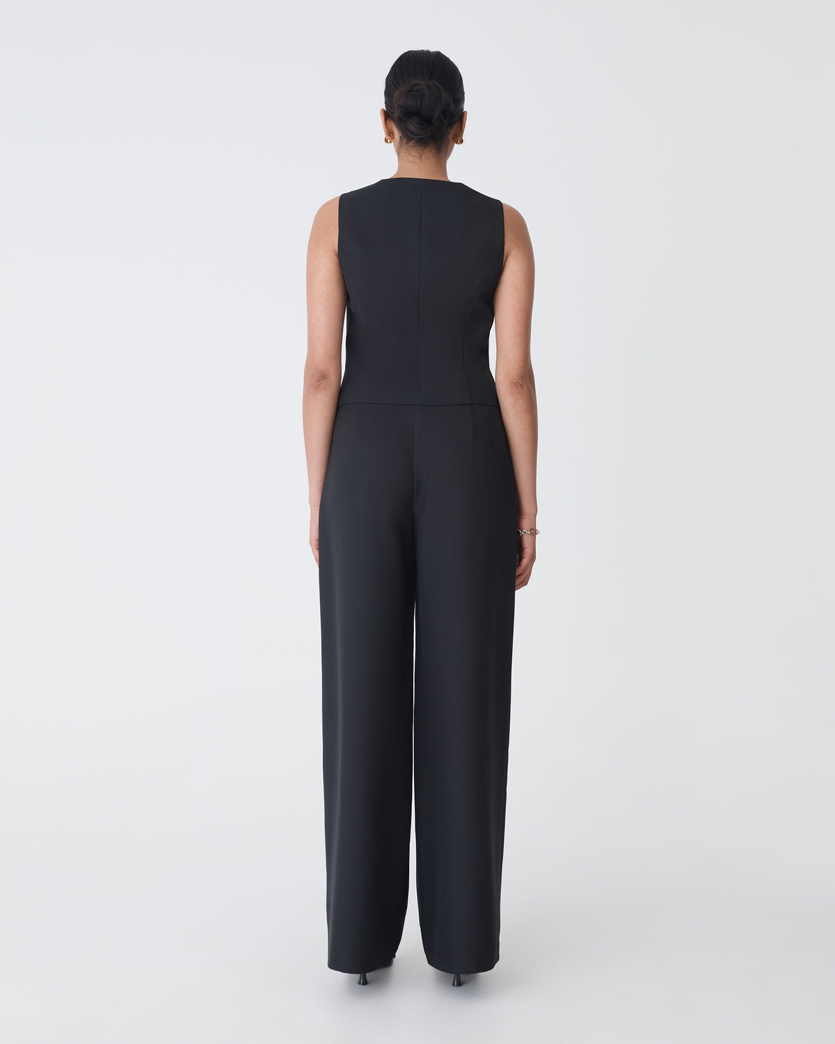 Dakota V-Neck Vest in black — back view