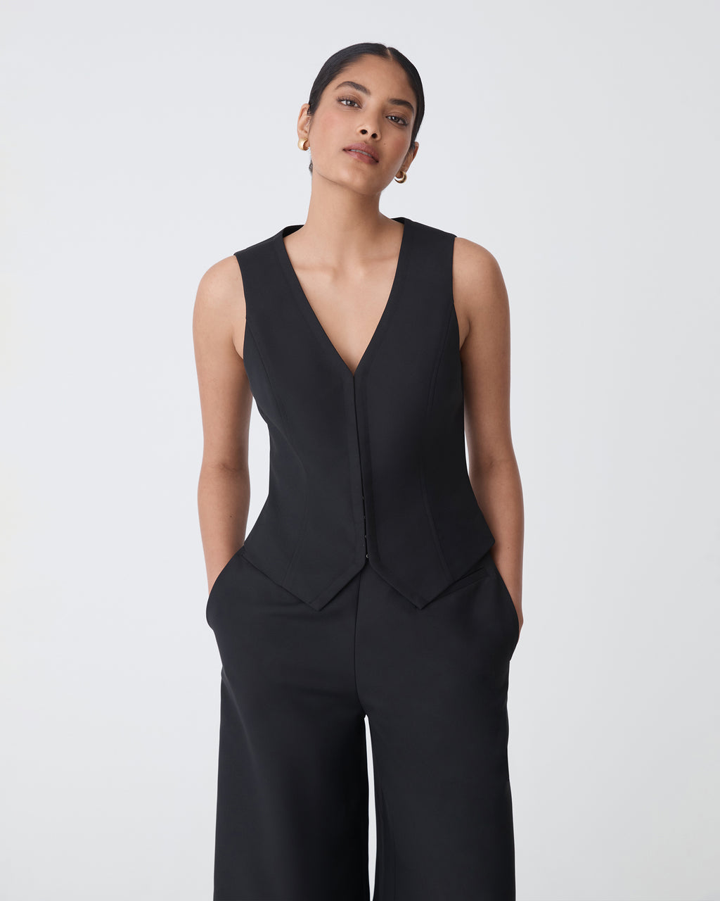 Dakota V-Neck Vest in black — close-up view