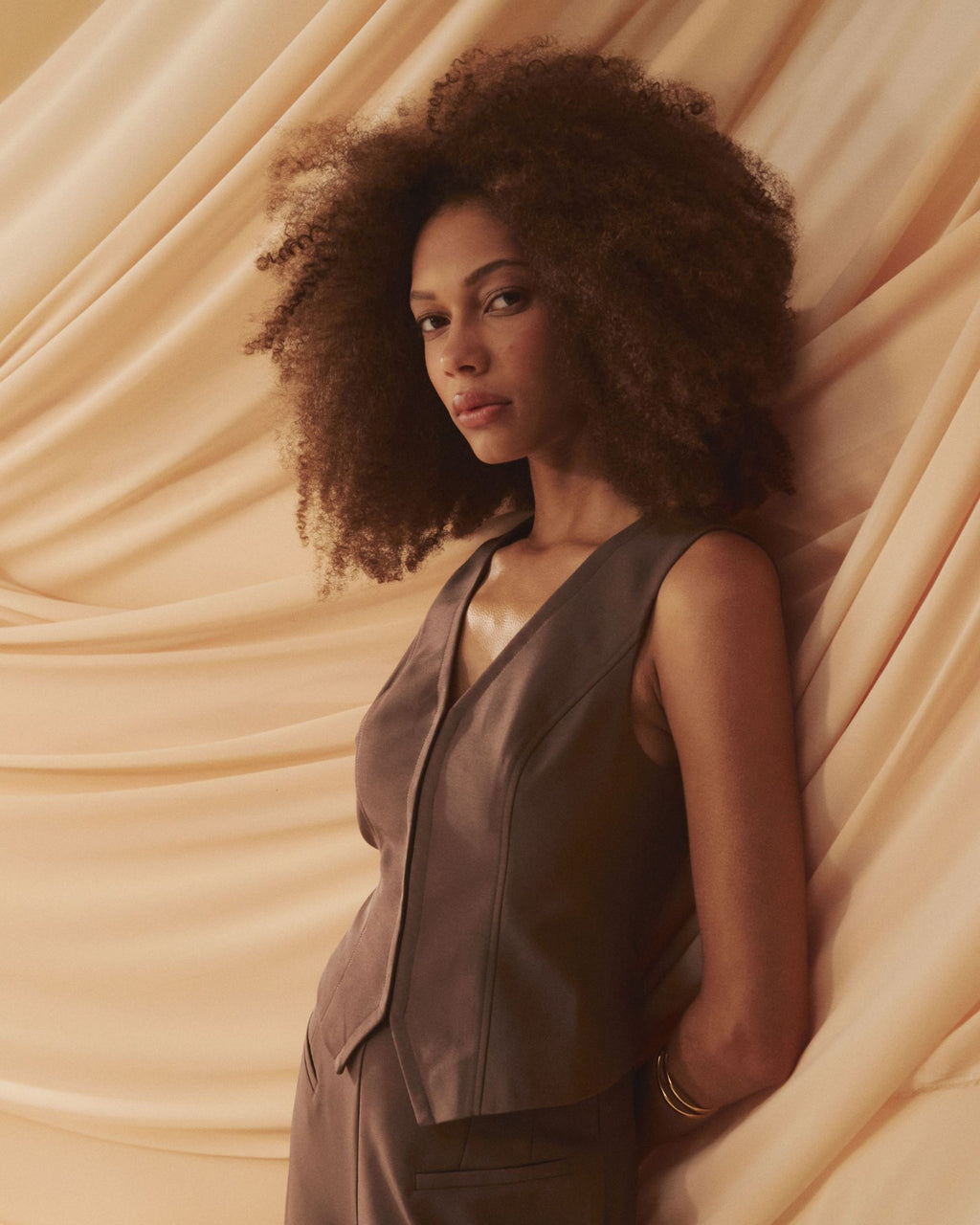 Dakota V-Neck Vest in truffle — alternate view